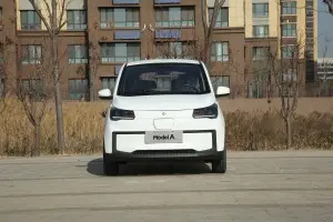 High Range 220-240km  Solar Electric Vehicle    (MODEL A)